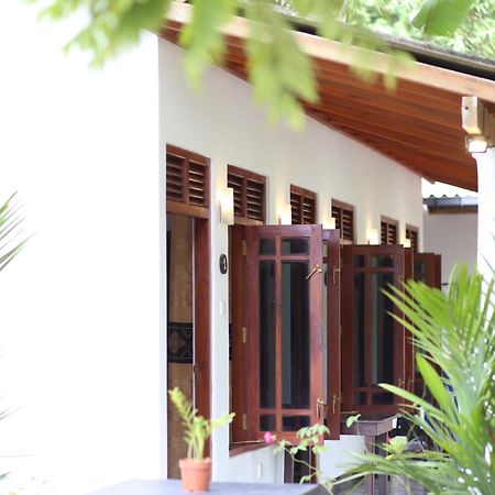 Bakery Family Guest House Mirissa Luaran gambar