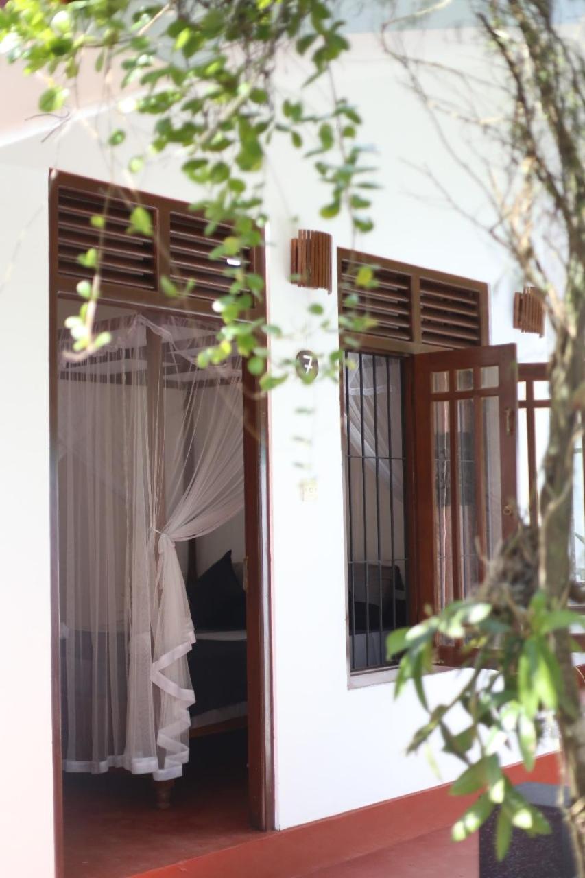 Bakery Family Guest House Mirissa Luaran gambar