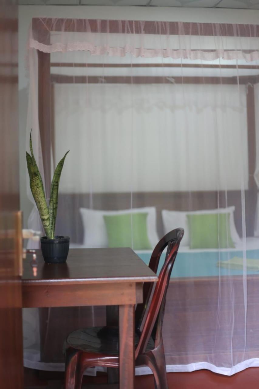 Bakery Family Guest House Mirissa Luaran gambar