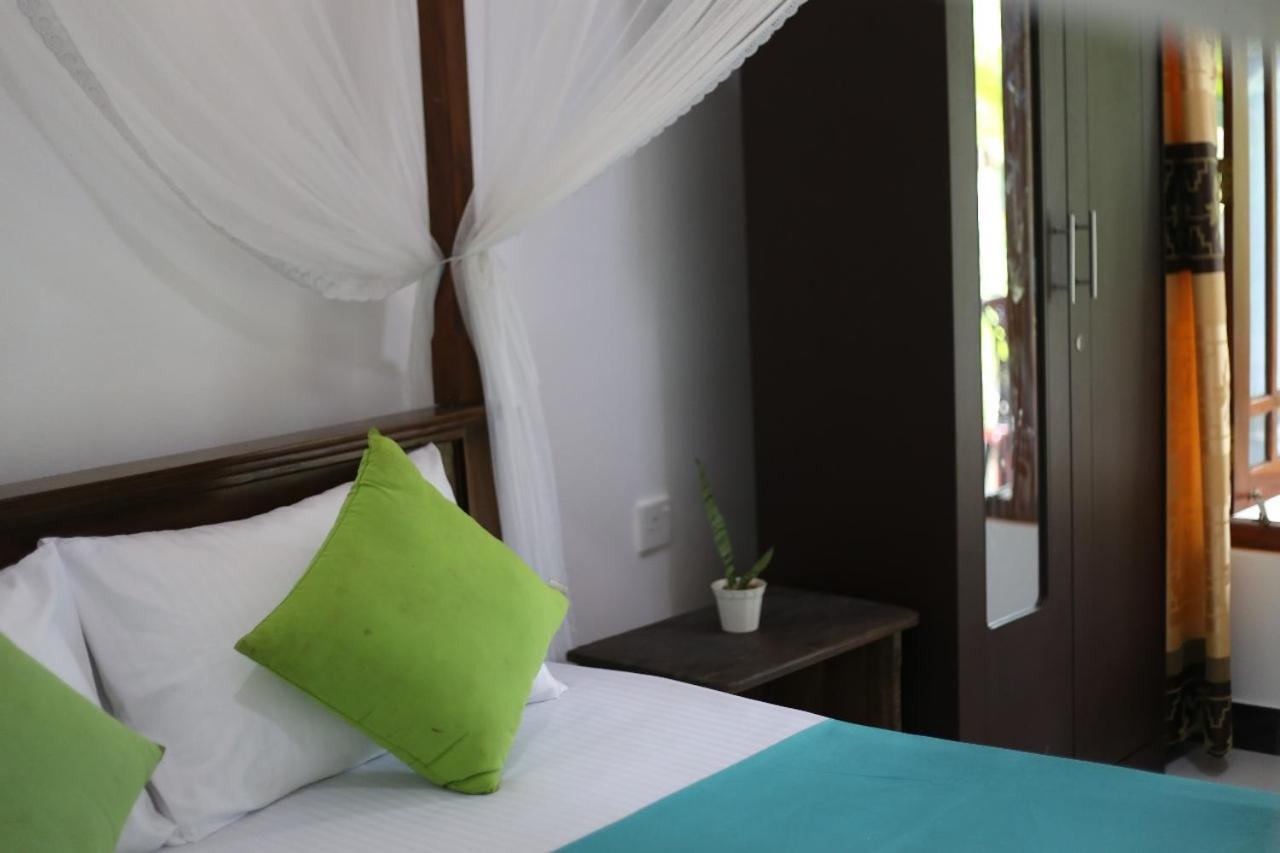 Bakery Family Guest House Mirissa Bilik gambar