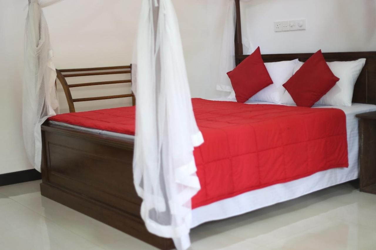 Bakery Family Guest House Mirissa Bilik gambar
