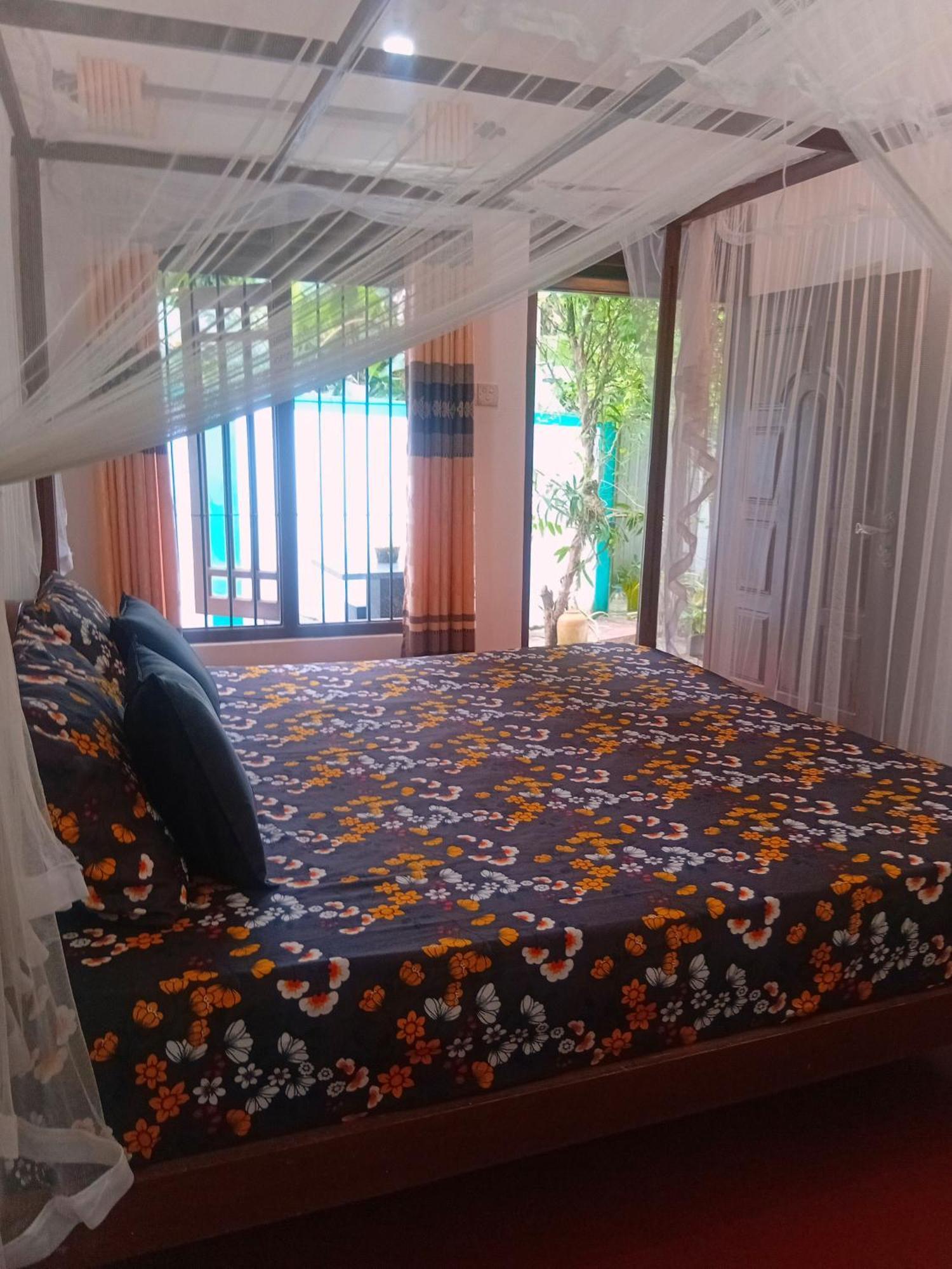 Bakery Family Guest House Mirissa Luaran gambar