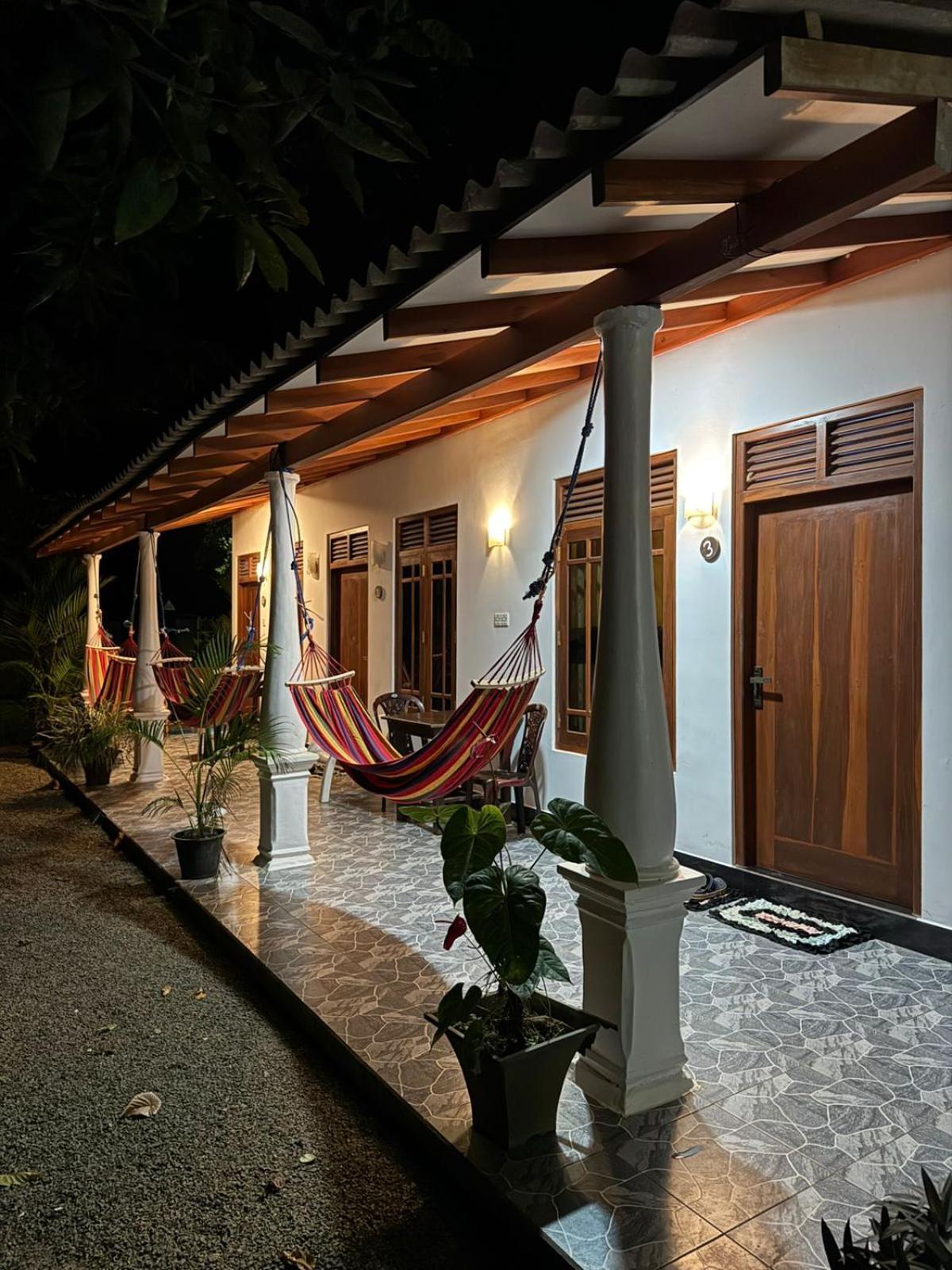 Bakery Family Guest House Mirissa Luaran gambar