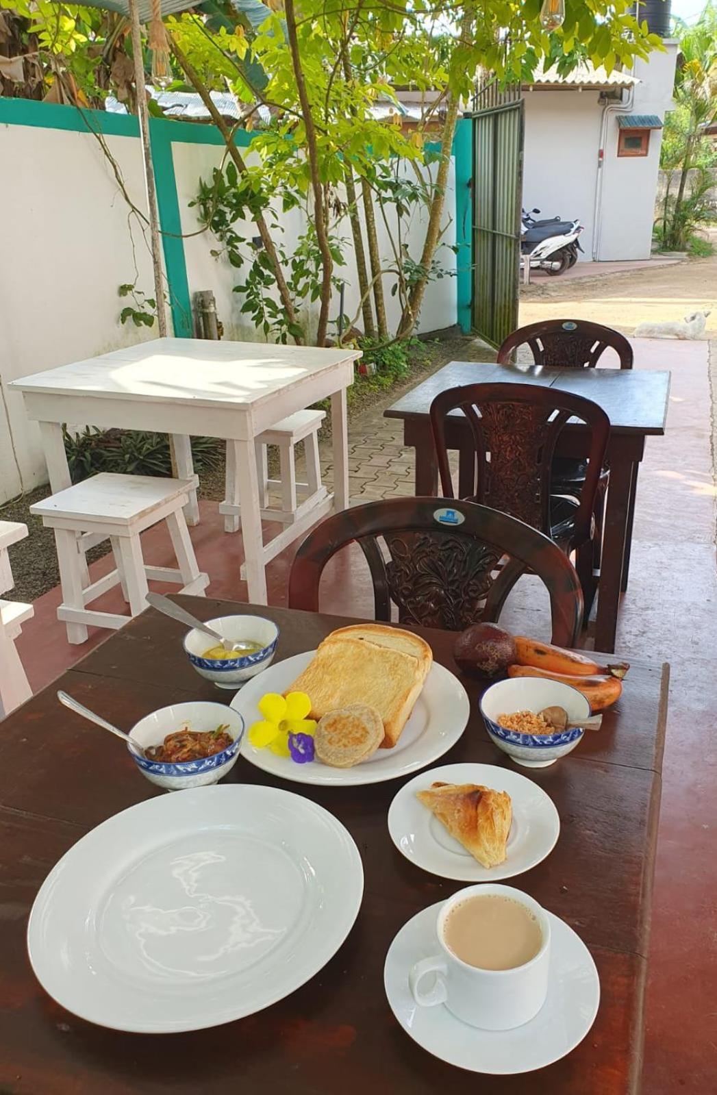 Bakery Family Guest House Mirissa Luaran gambar